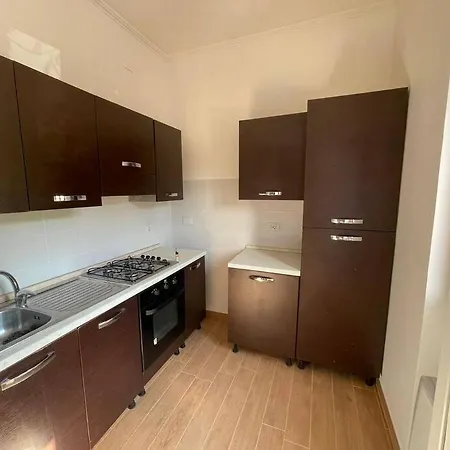 Casa vacanze Il Glicine Di Luna, Casa Vacanze Torrimpietra